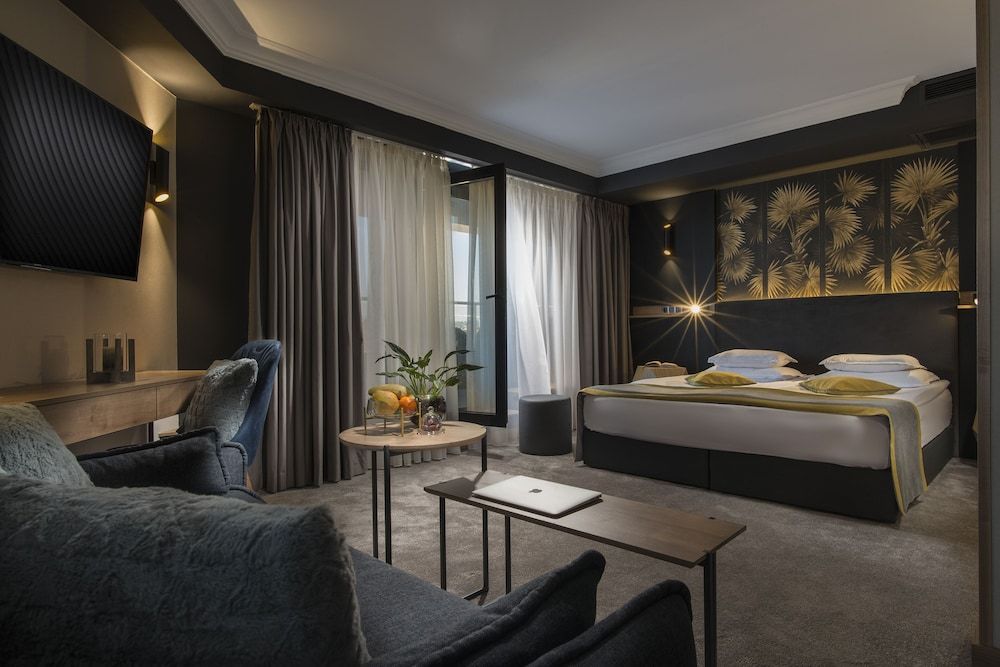 Panoramic Suite, 1 Bedroom, City View