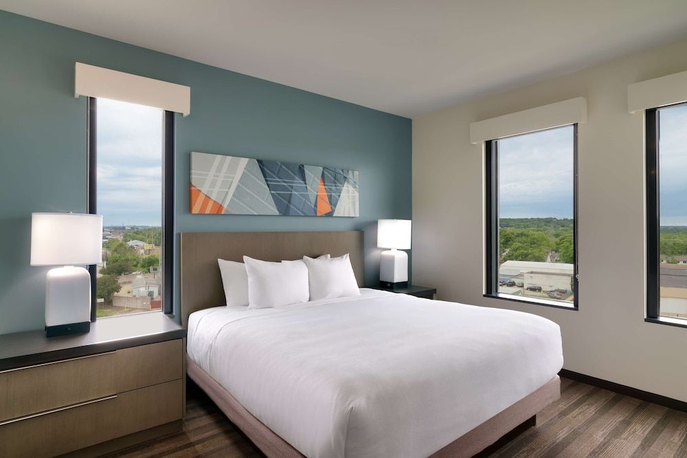 Suite, 1 Bedroom, Accessible (with Shower)