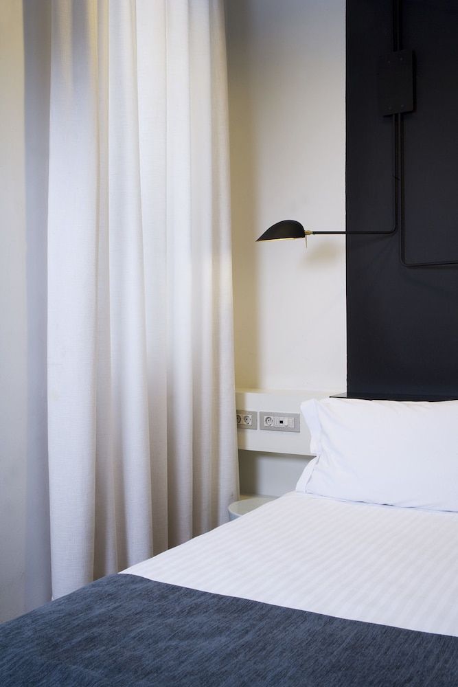 Hotel Praktik Rambla Single Room