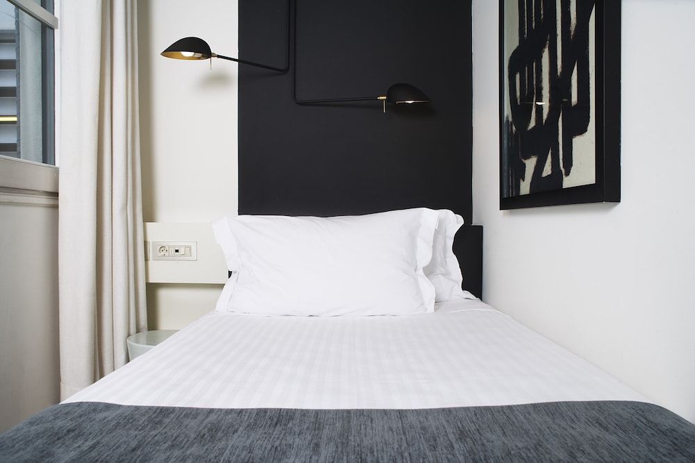 Hotel Praktik Rambla Single Room 2