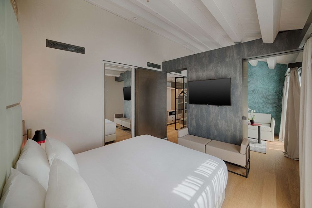 Suite, Lagoon View