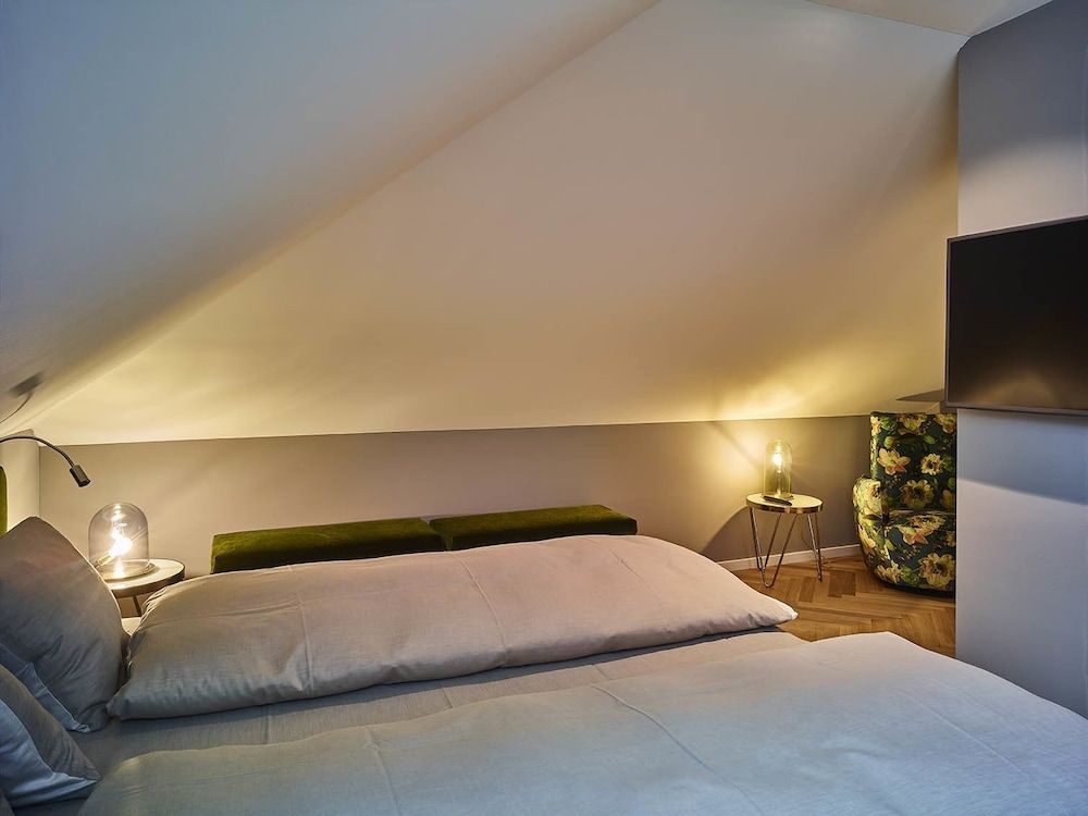 Bellevue-Terminus - Urban Lifestyle Hotel Standard Double Room (Small Attic) 3
