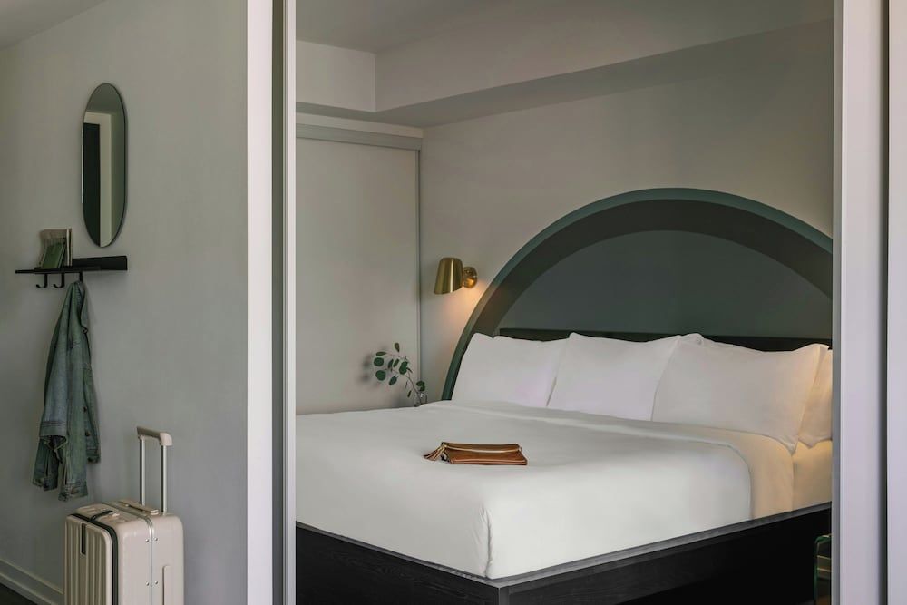 undefined Sonder by Marriott BonvoyThe Liberty Apartments Liberty Village 7