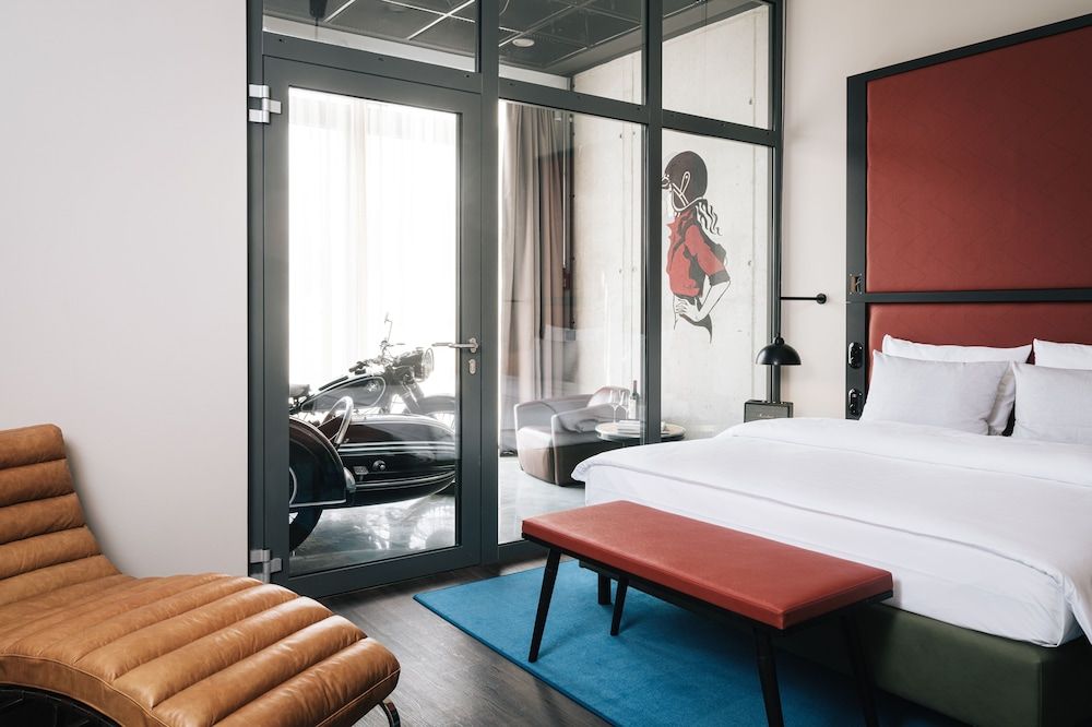 undefined Ameron München Motorworld 4