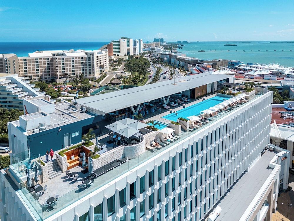 undefined Canopy by Hilton Cancun La Isla 9