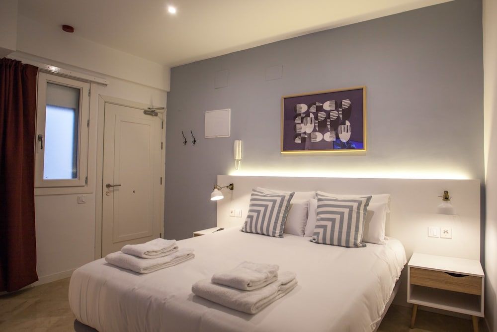 Gran Central Suites Comfort Studio, 1 Queen Bed 4
