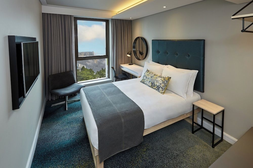 Stayeasy Cape Town City Bowl Standard Double Room