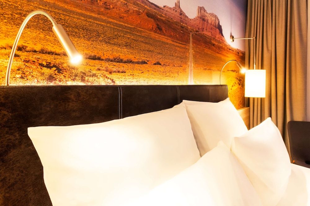 Best Western Hotel Wiesbaden Standard Room, 1 Queen Bed 6