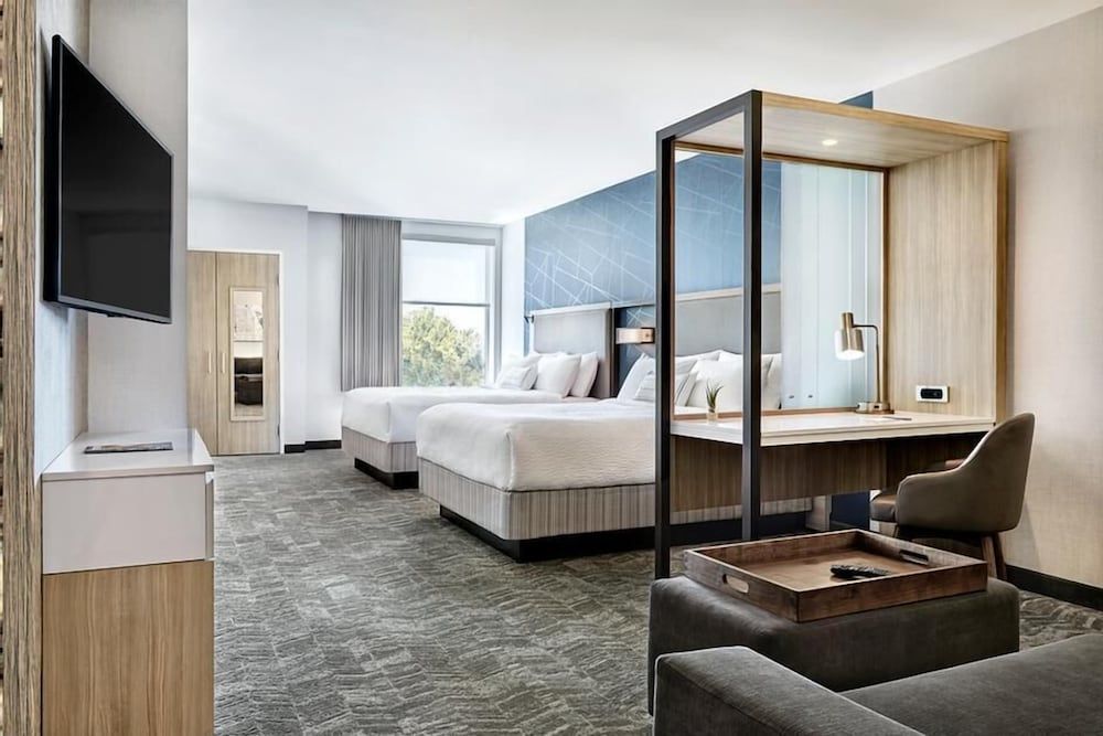 Suite, Multiple Beds, Non Smoking (Hearing Accessible)