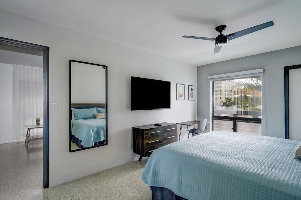 Ocean Villas of Deerfield Deluxe Apartment, 1 Bedroom, Kitchen 3