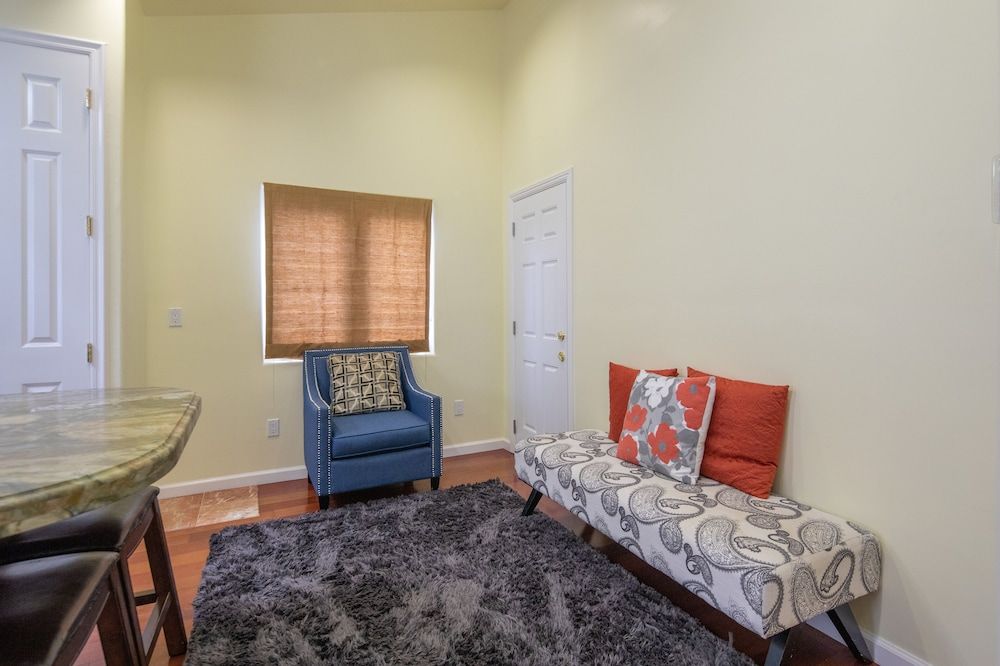 King Suite with Full Kitchen