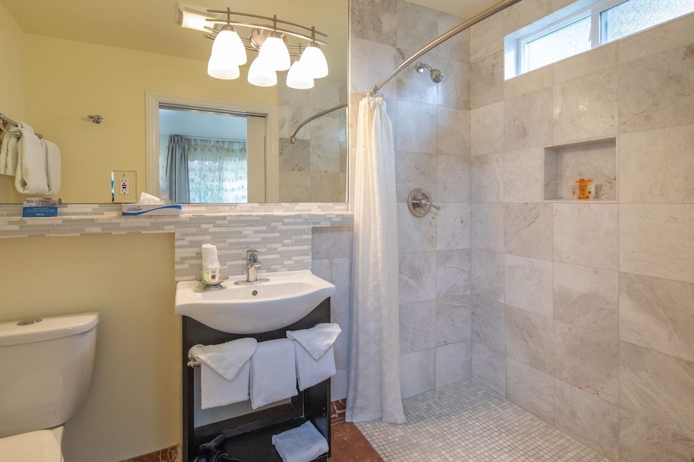 Queen Suite