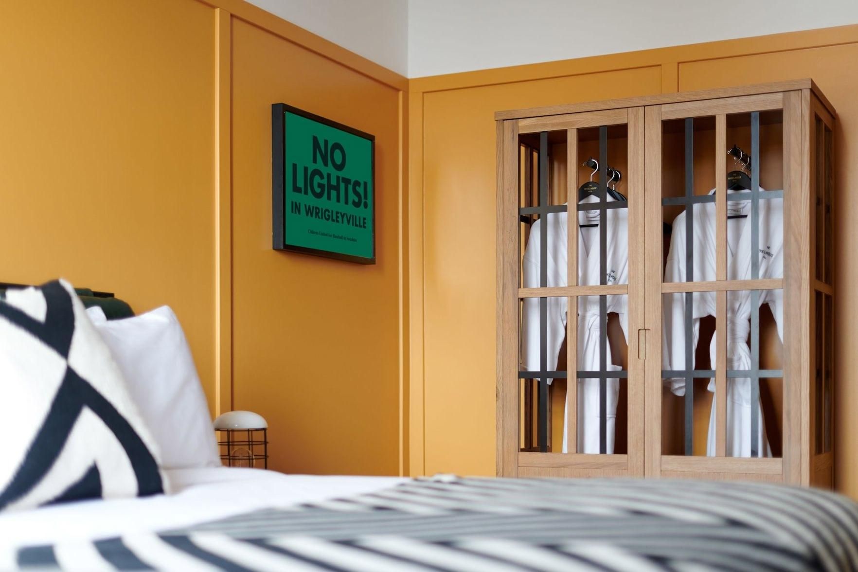 undefined The Chicago Hotel Collection - Wrigleyville 8