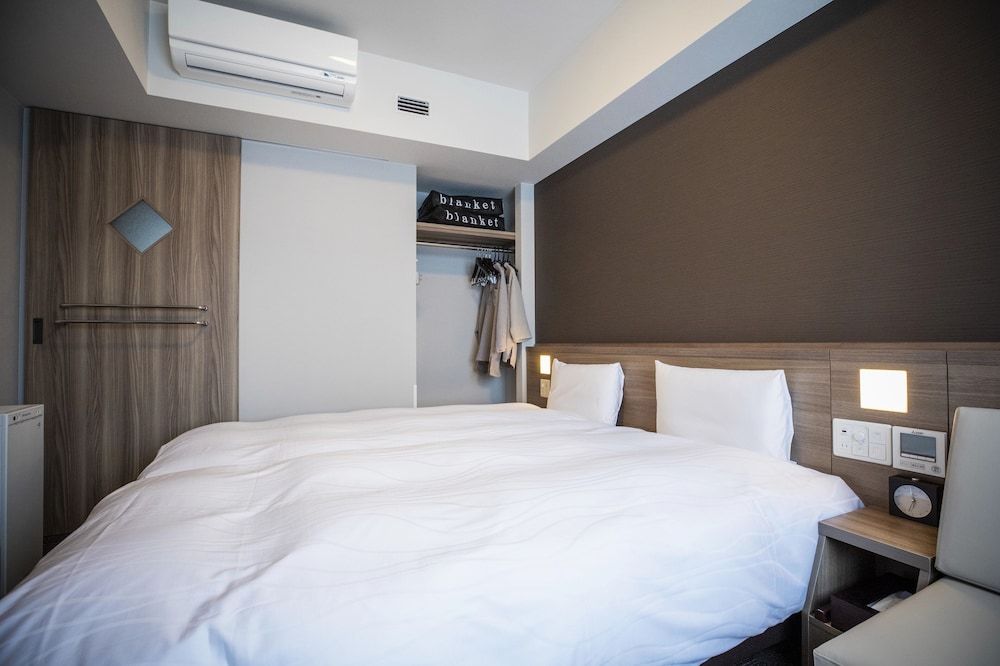 LA VISTA Furano Hills Hot Springs Hollywood Twin Room (Pasta Dinner Set (Including JPY 2750) & Western Japanese Breakfast Buffet)