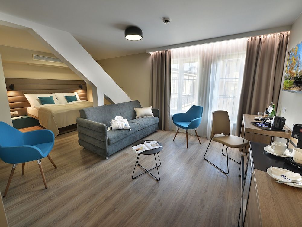 undefined EA Hotel New Town 5