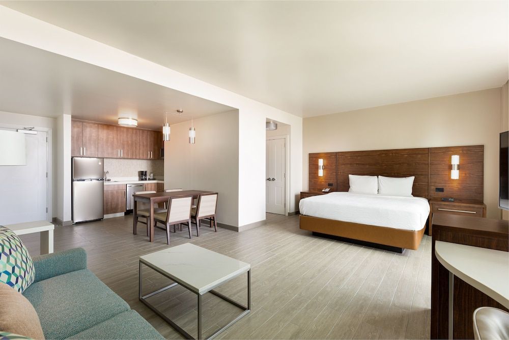Room, 1 King Bed with Sofa bed, Non Smoking, Ocean View