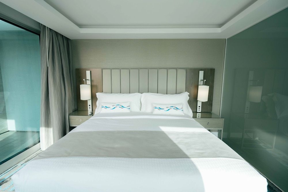 H2O Hermosa Beach Hotel Executive Suite 2