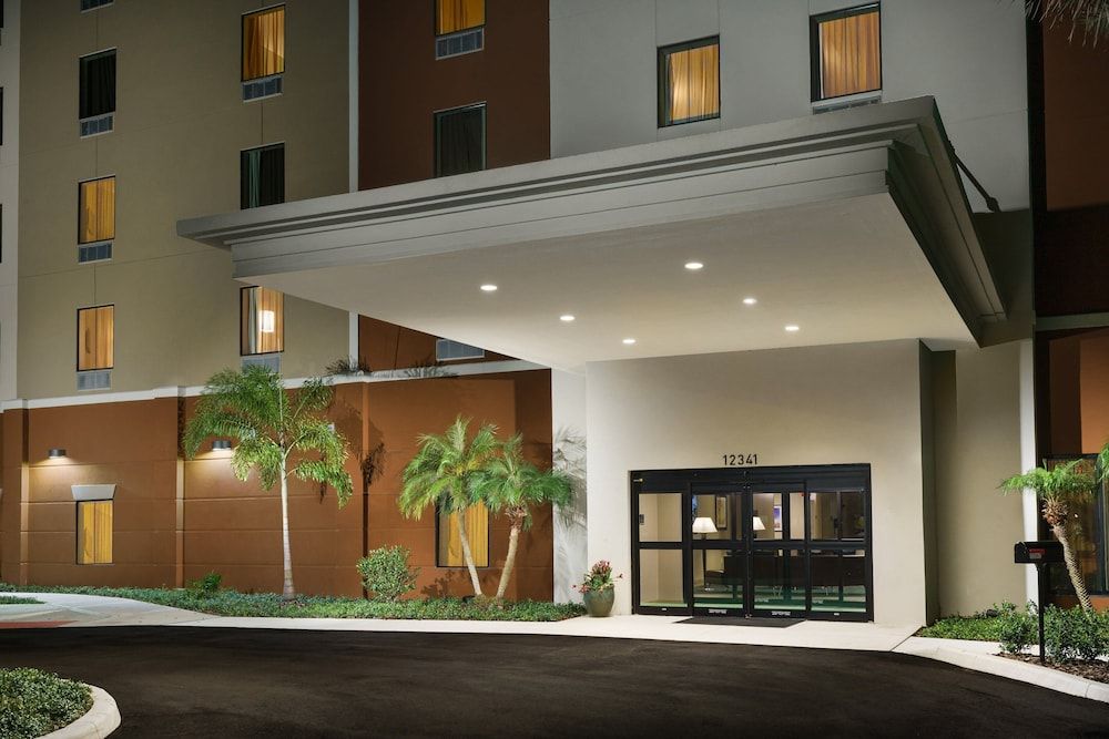 undefined Candlewood Suites Orlando - Lake Buena Vista by IHG 5