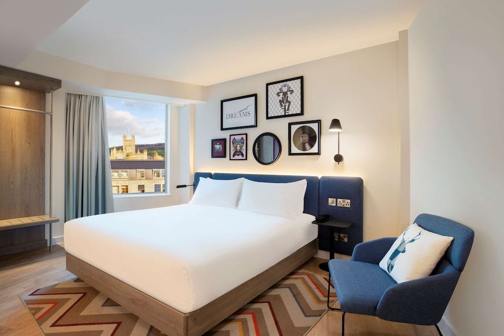 undefined Hampton by Hilton Bath City 8