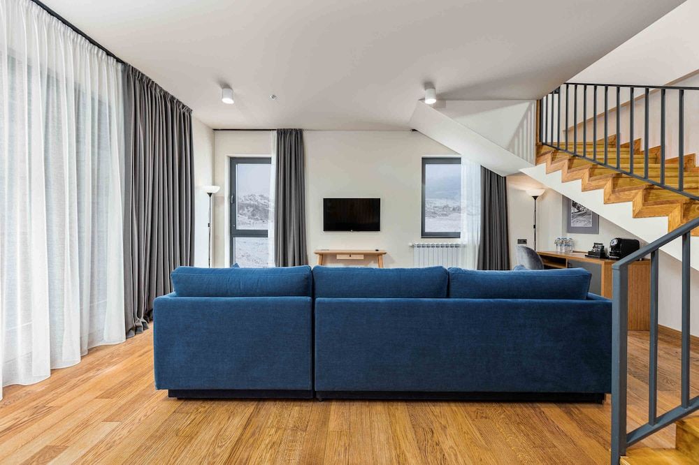 Gudauri Lodge Suite 6