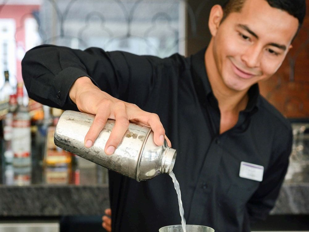 Bar