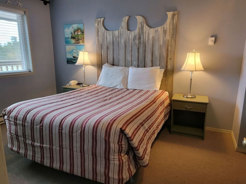 Deluxe Condo, Balcony, Ocean View (3rd Floor, Dog Friendly)