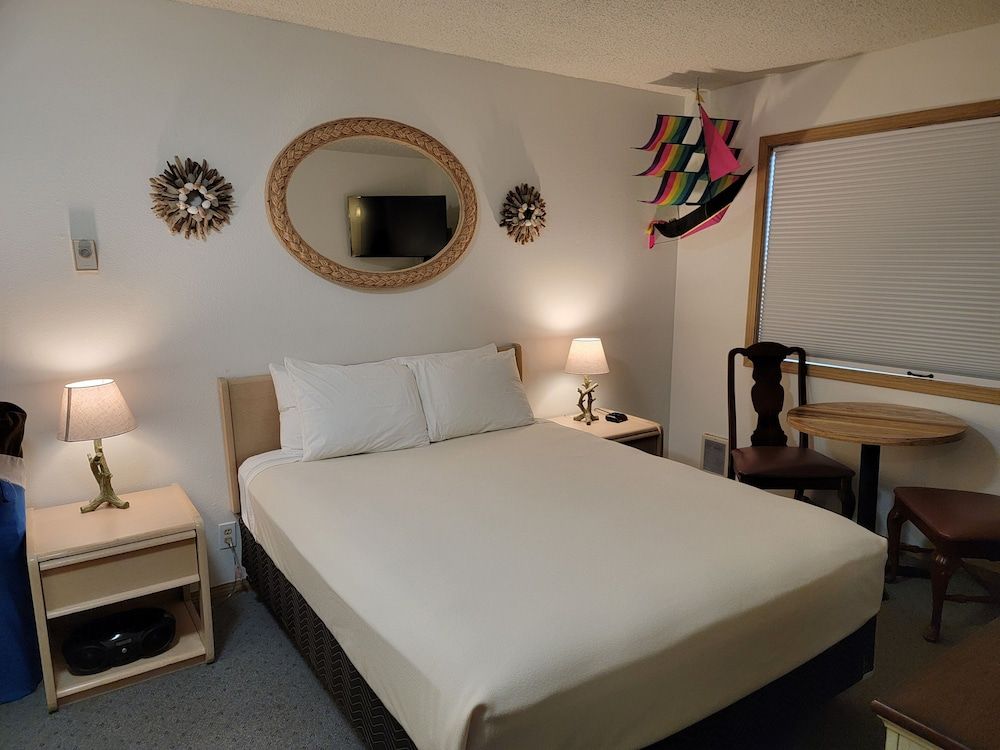 Deluxe Condo (1st Floor, Dog Friendly, Dunes View)