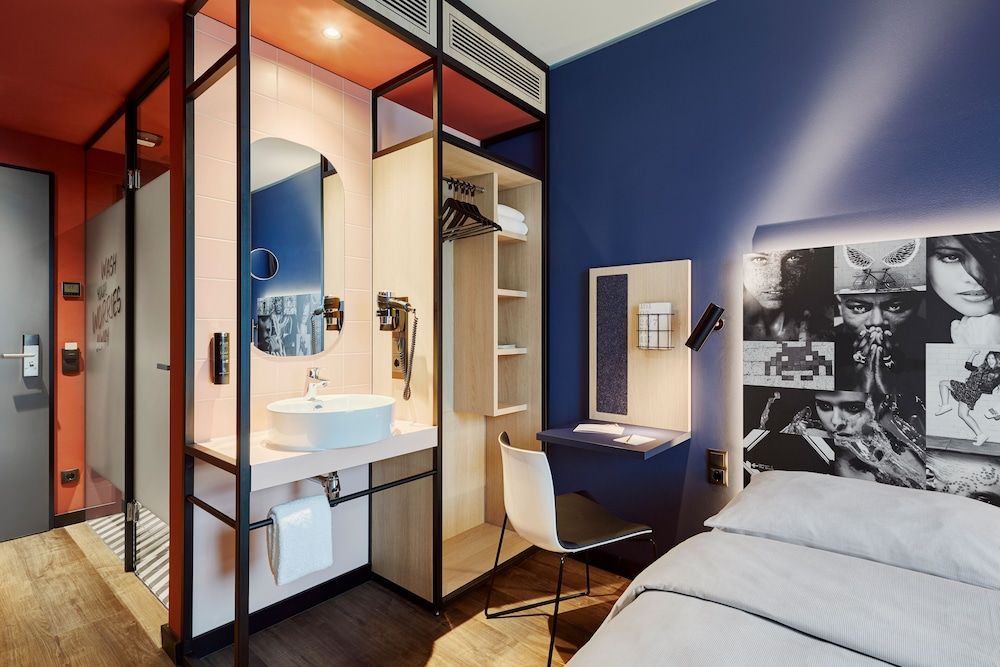 LEGERE EXPRESS Leipzig Standard Double Room 6