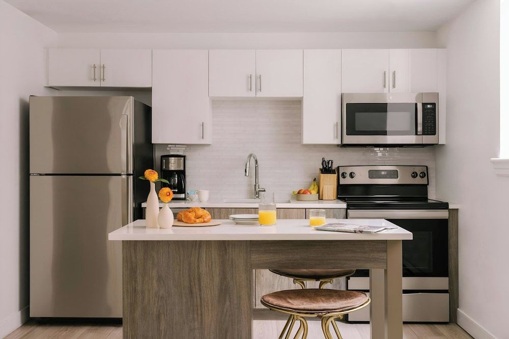 Sonder by Marriott Bonvoy The Witherspoon Apartments Center City