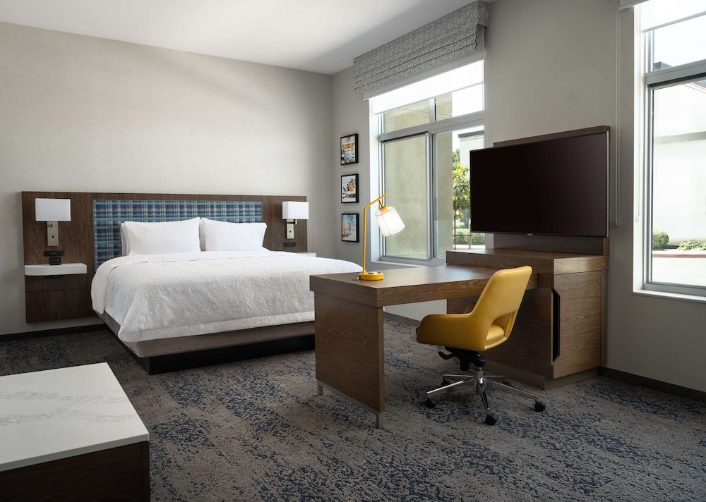 Studio Suite, 1 King Bed, Accessible (Hearing)