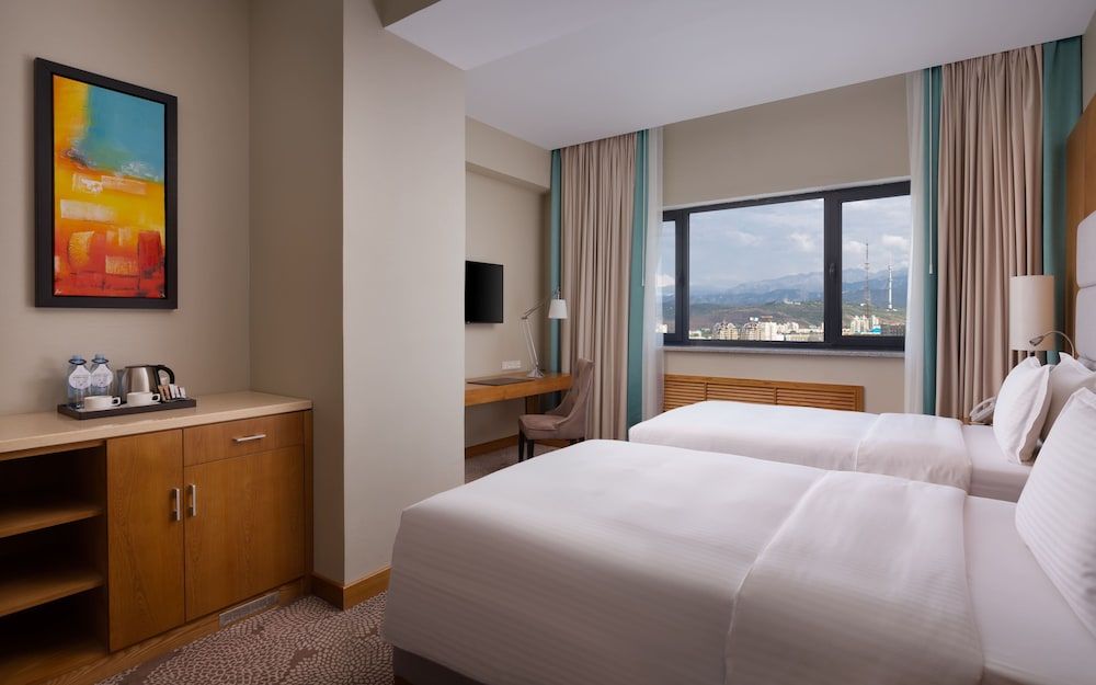 DoubleTree by Hilton Almaty Room, 2 Twin Beds