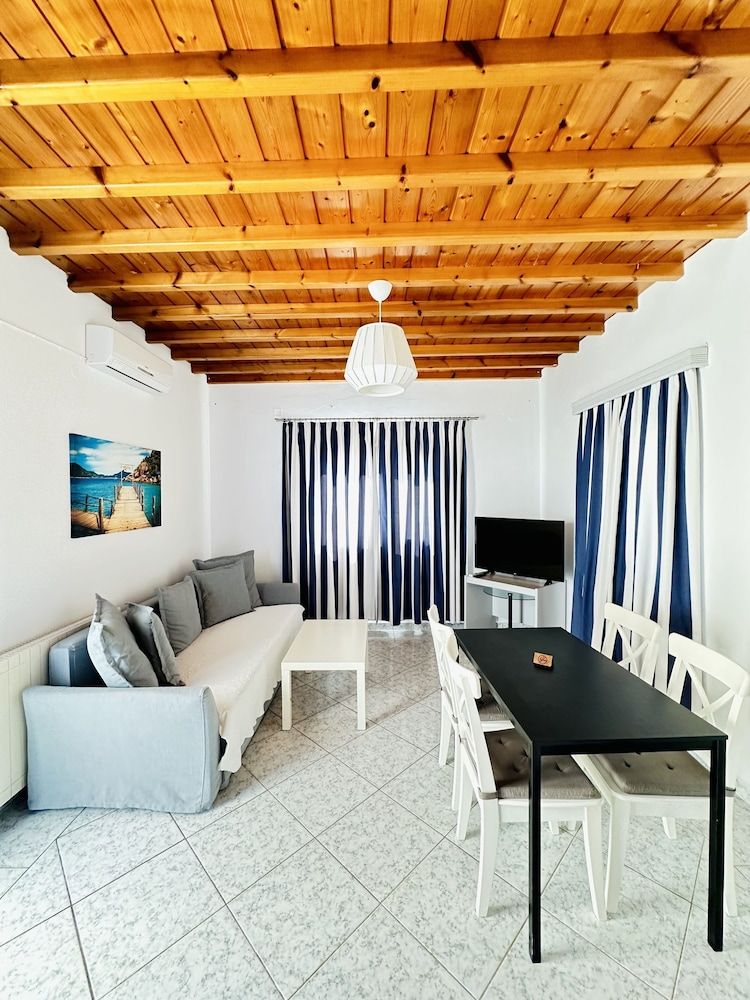 undefined Villa Oceania 8