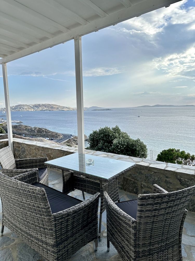 undefined Villa Oceania