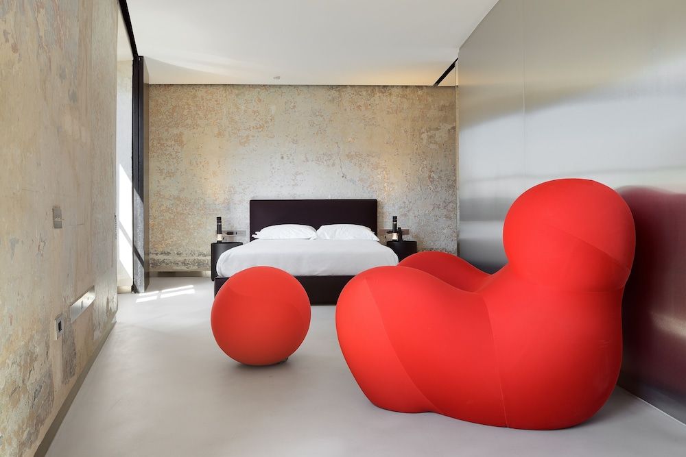 undefined Rhinoceros 2