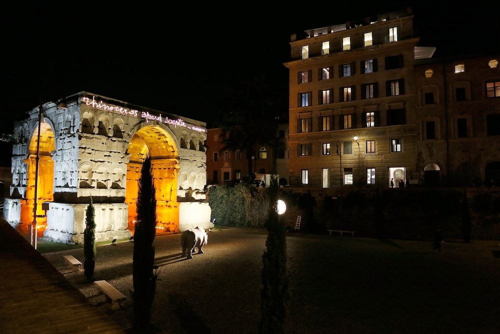 undefined Rhinoceros 6