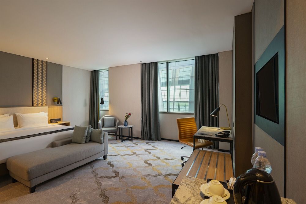 undefined Anara Airport Hotel 4