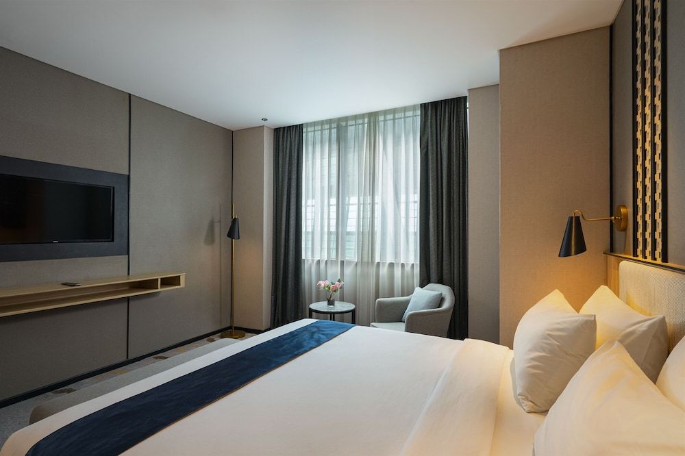 undefined Anara Airport Hotel