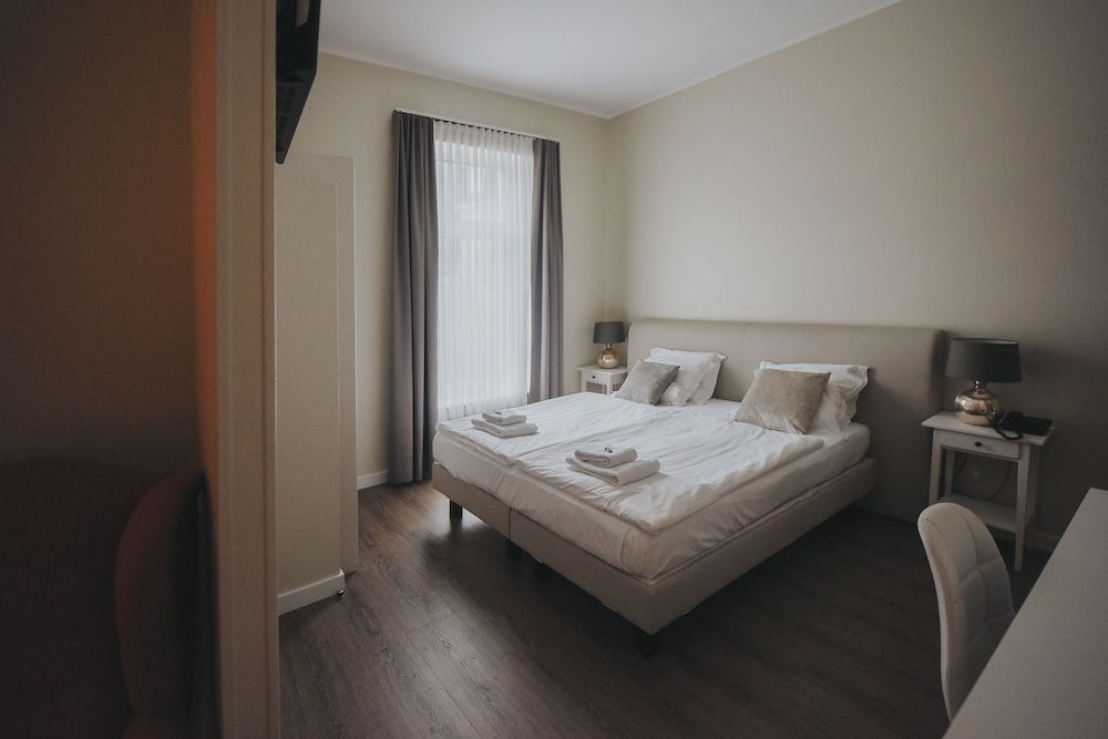 undefined Hôtel Le Châtelet