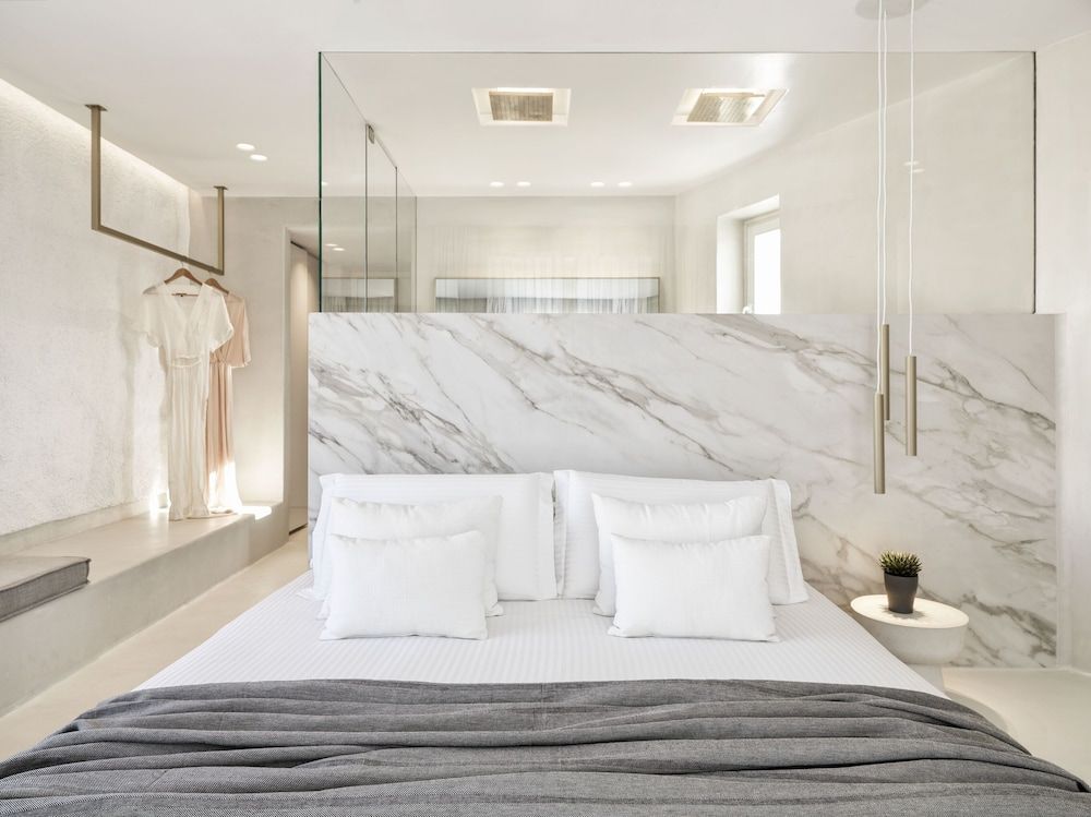 Mykonos Earth Suites - Adults Only Deluxe Room Heated Jetted Tub Sea view 2