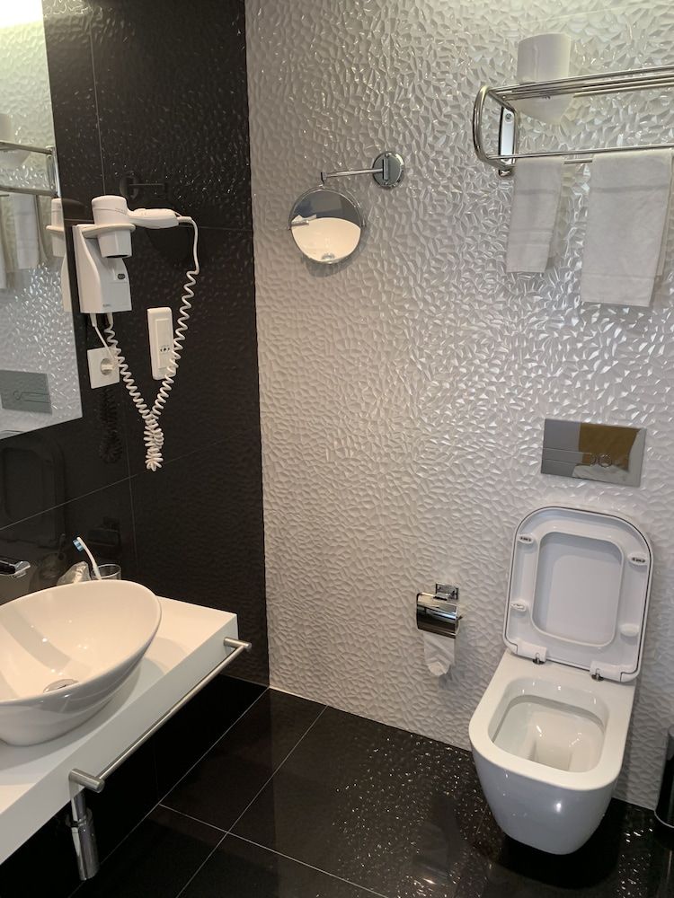 Hotel do Chile Double or Twin Room 8