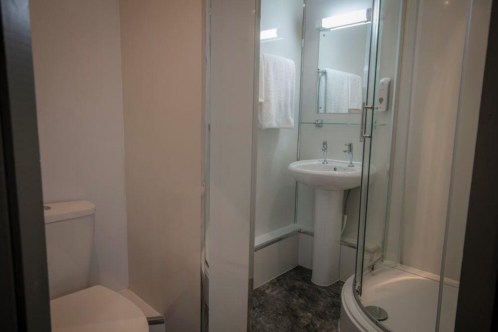 Best Western Glasgow Hotel Standard Room, 2 Twin Beds, Non Smoking 4