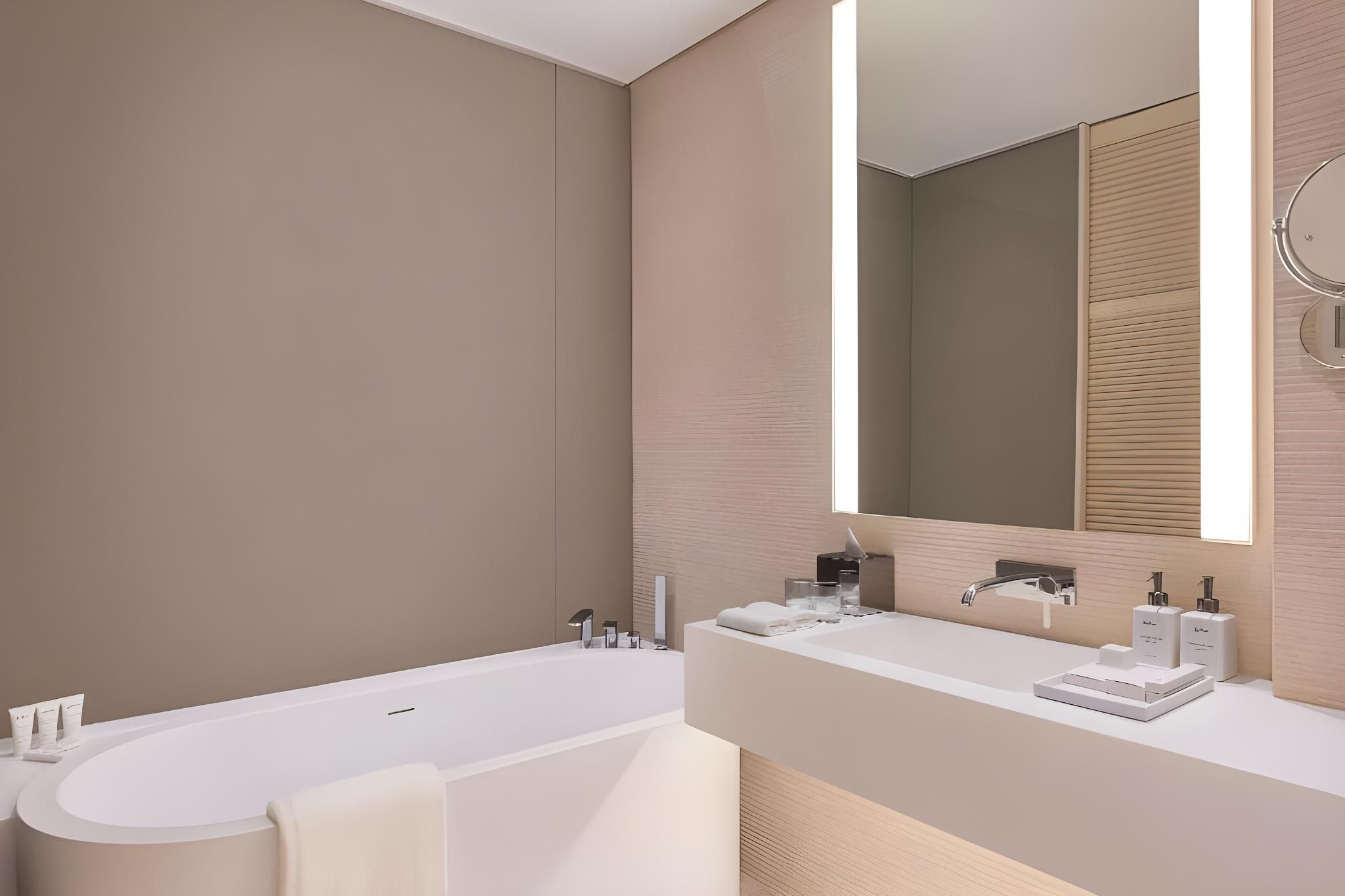 undefined Radisson Beach Resort Palm Jumeirah Dubai 8