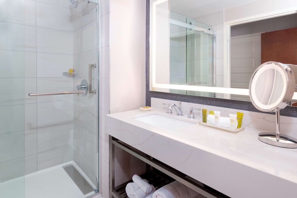 Suite, 2 Double Beds, Accessible, Bathtub (Fitness Suite W/ Trx - Chin Up Bar)