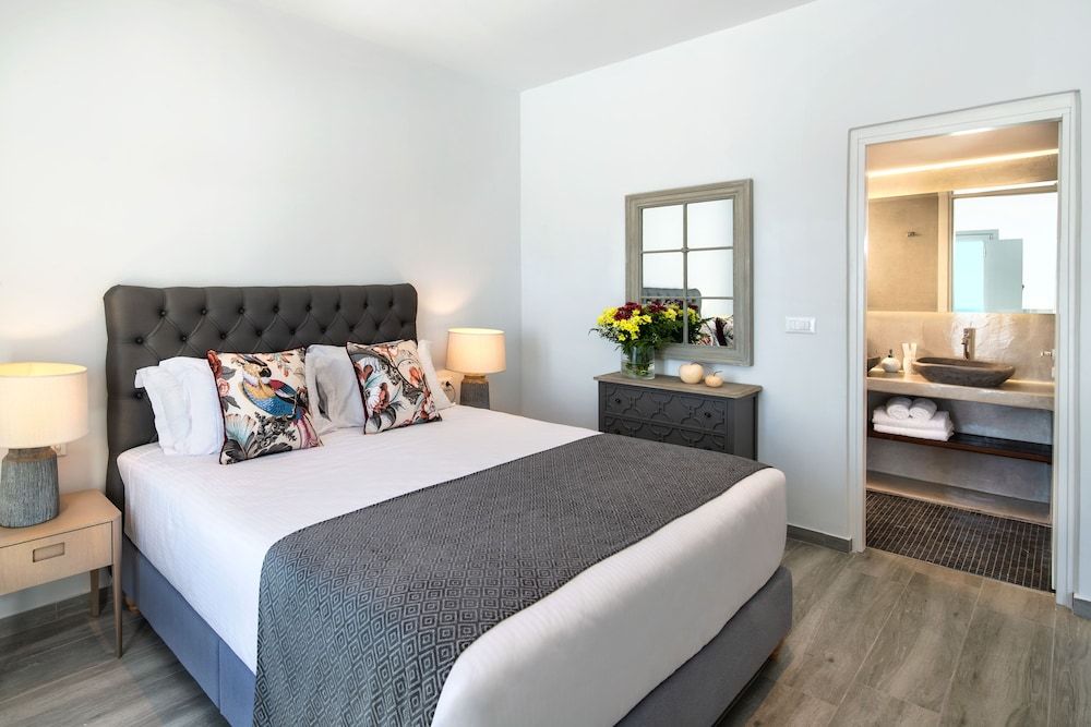 Siete Mares Luxury Suites Deluxe Sea View Suite with Private Pool