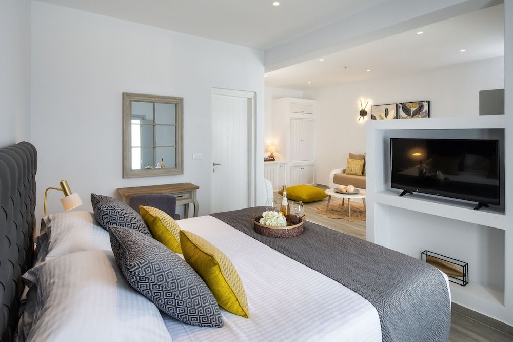 Siete Mares Luxury Suites Deluxe Sea View Suite with Private Pool 5