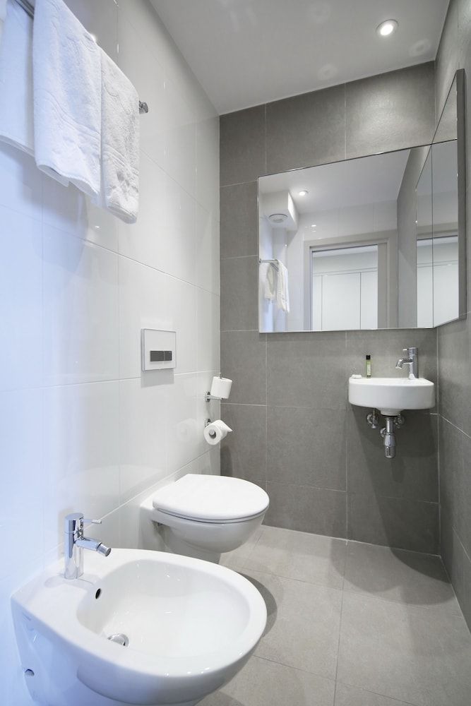 Hotel Napoleon Junior Suite, 1 King Bed, Balcony, Sea View 7