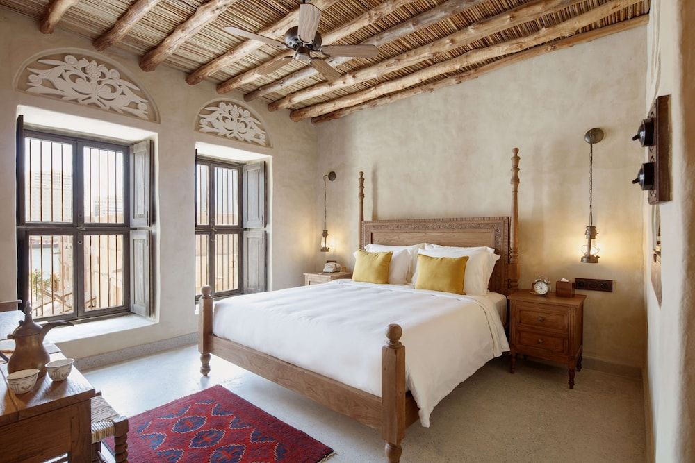 Room, 1 King Bed, Bay View (Heritage)