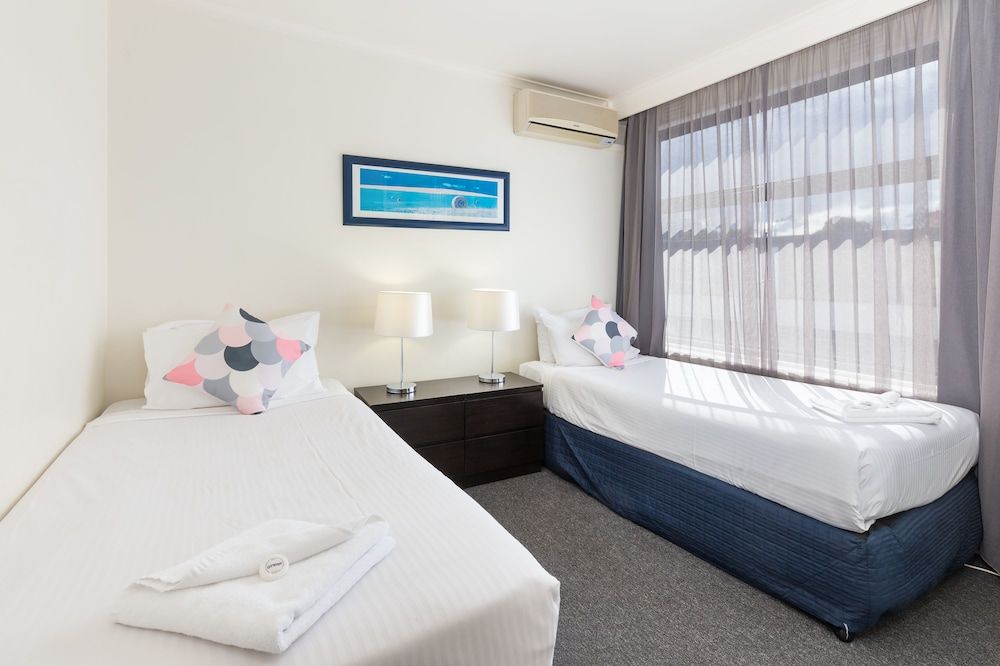 City Edge Serviced Apartments East Melbourne Two Bedroom Apartment - Gipps Street Building 2