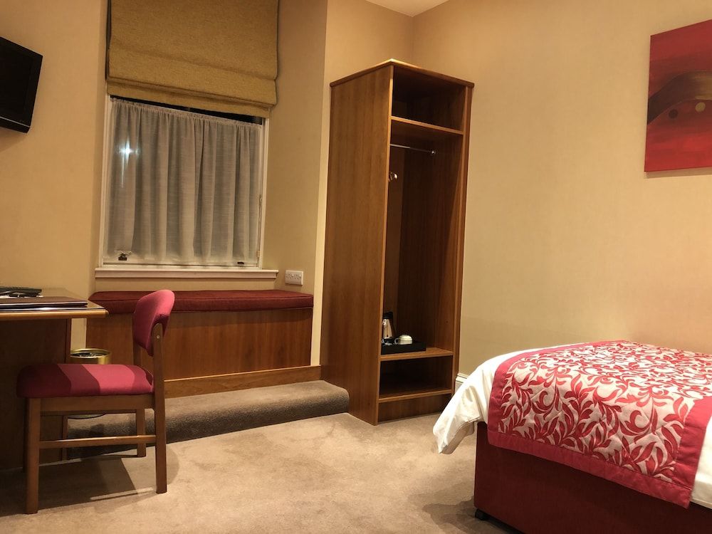 Laichmoray Hotel Single Room 5