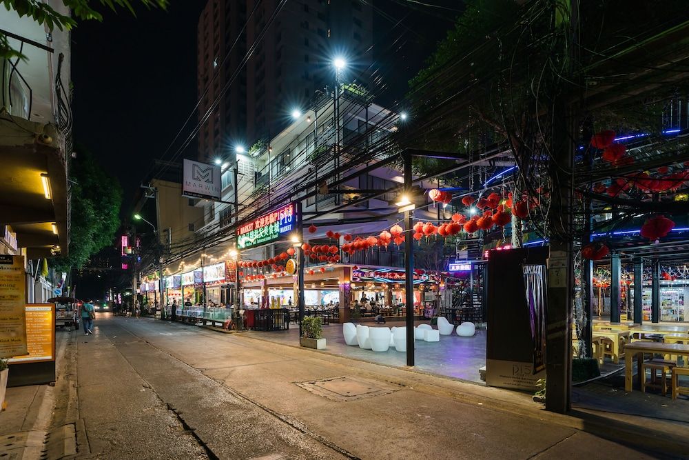 undefined Marwin Villa 4